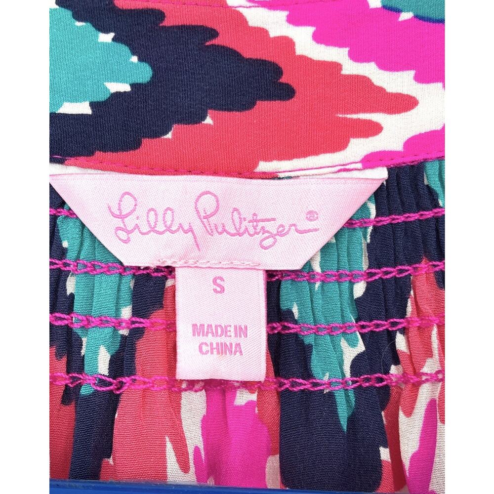 Lilly Pulitzer 100% Silk Multicolor Zigzag Ikat Print Resort Blouse Small - Picture 3 of 8